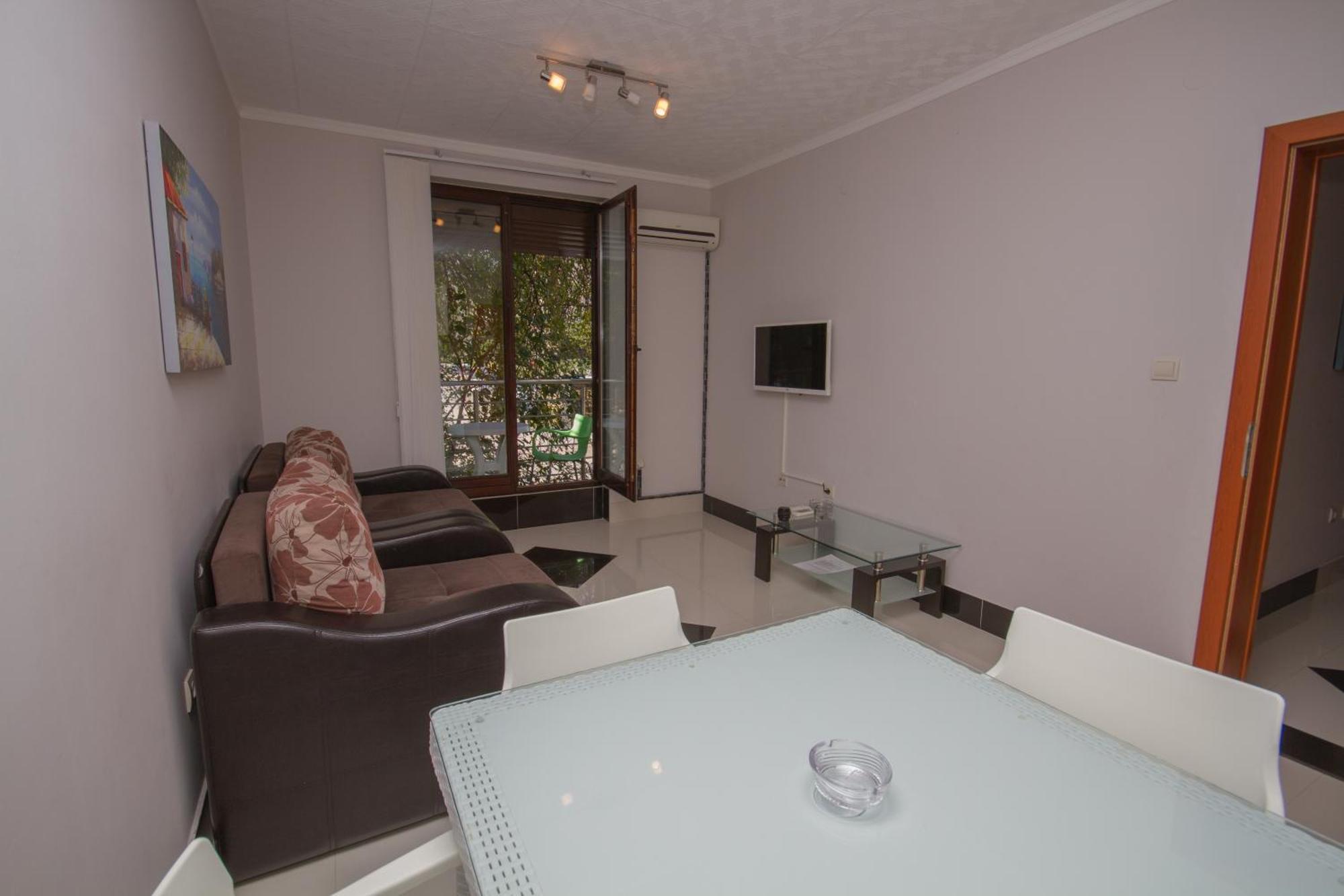 Apartmani Milena 헤르섹 외부 사진